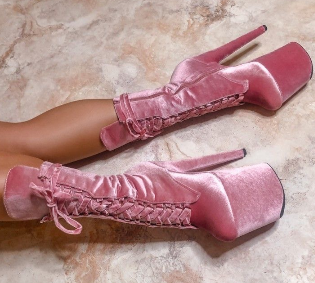 Más allá de los tacones: El verdadero poder transformador del Pole Exotic