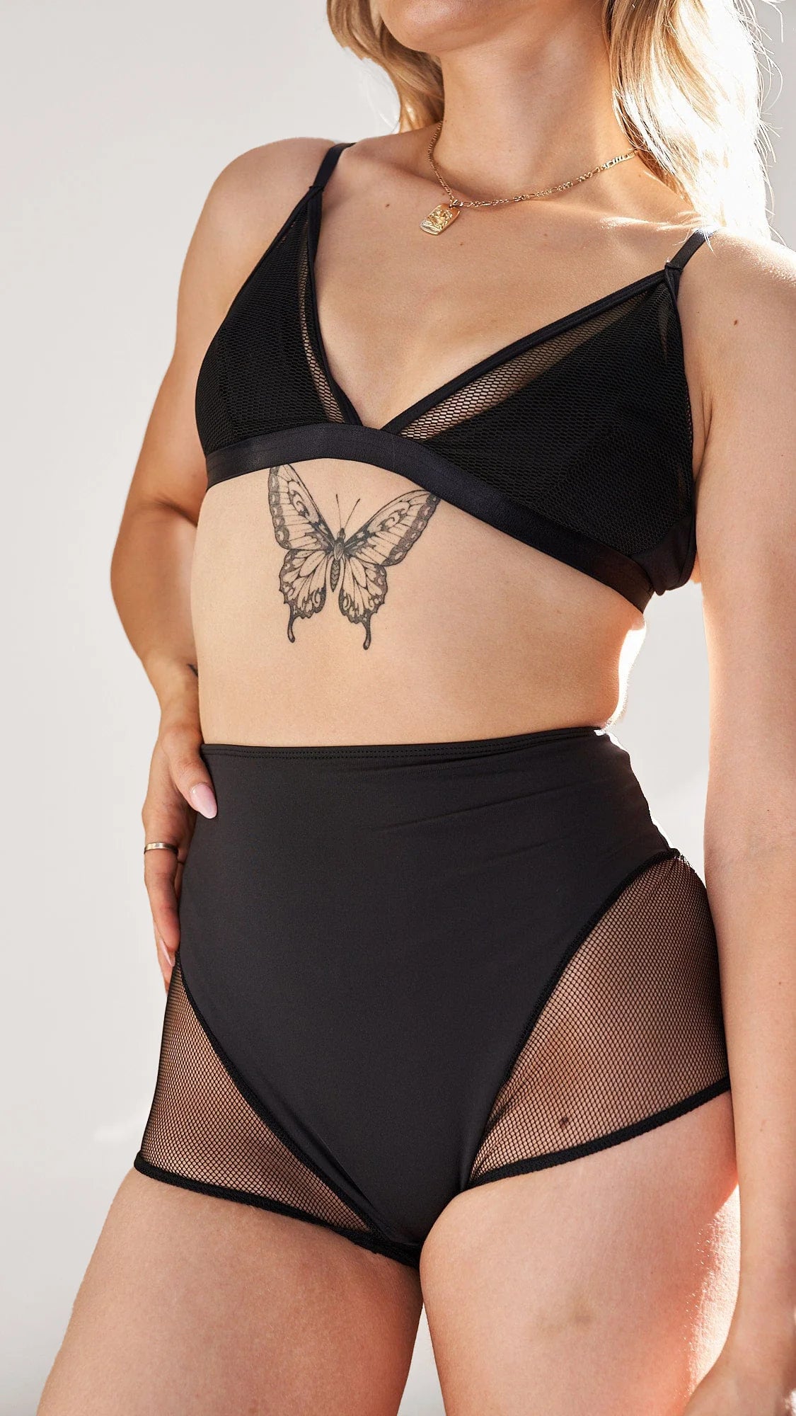 Carla Bike Shorts - Mesh High Waist Recycled